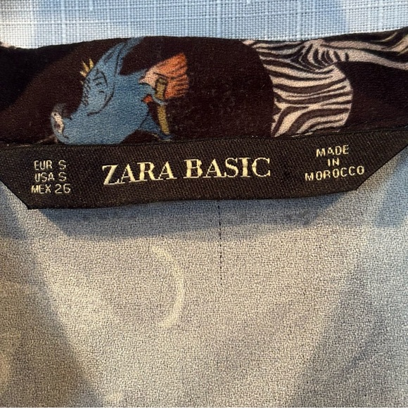 Zara long sleeve Animal Print Top EUC size S - Picture 2 of 6